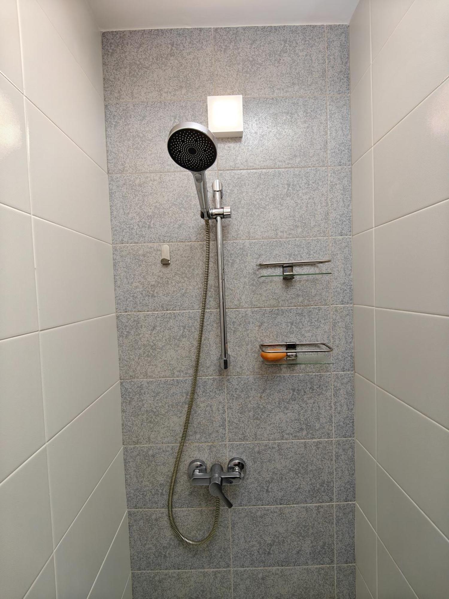 Park Lake Near Iulius Mall, Wi-Fi, Walk-In Showe Cluj-Napoca Exterior foto