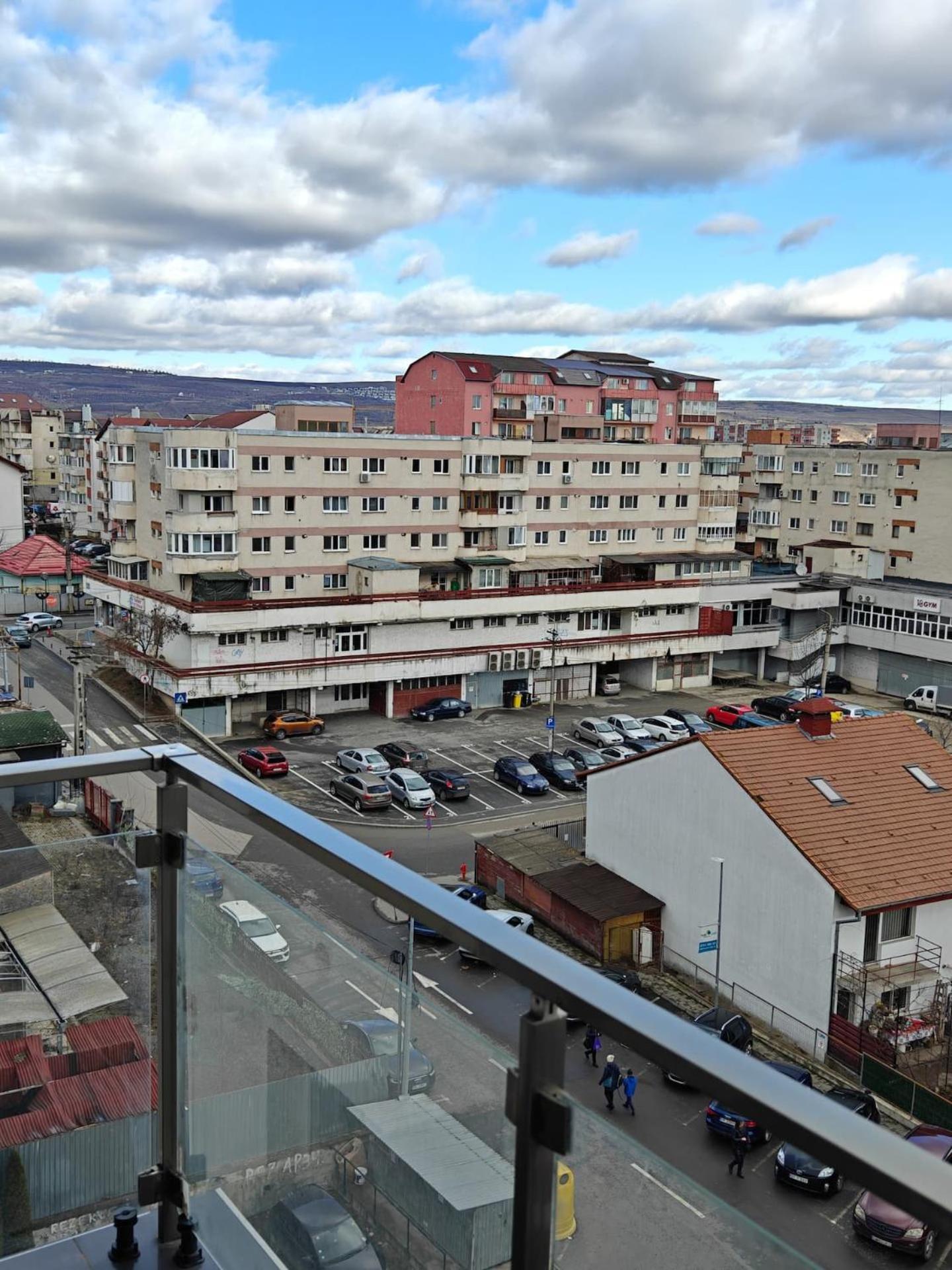 Park Lake Near Iulius Mall, Wi-Fi, Walk-In Showe Cluj-Napoca Exterior foto